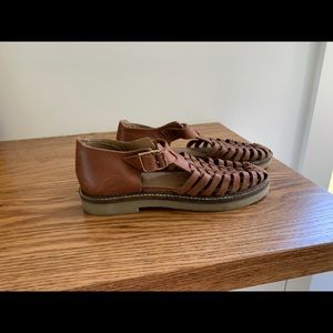 Topshop Woven Shoes with Buckle in Chestnut